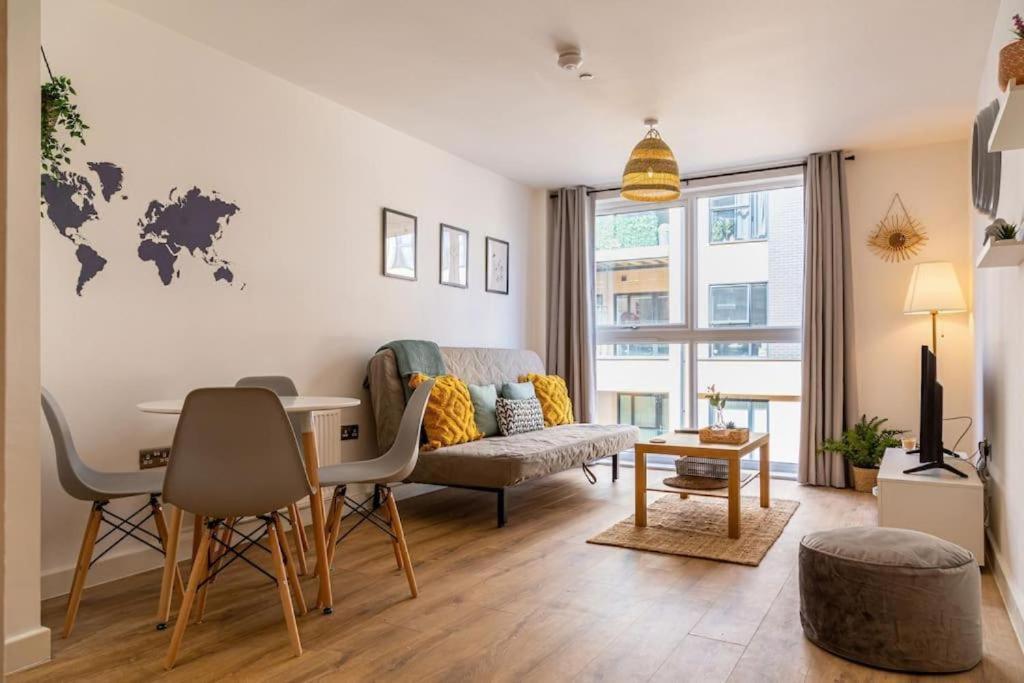 Natural Light City Center Pad 伯明翰 外观 照片
